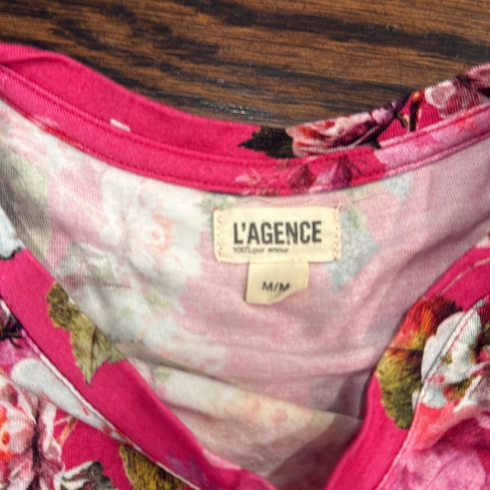 L'AGENCE Pink Floral Short Sleeve Tee - Picture 2 of 3